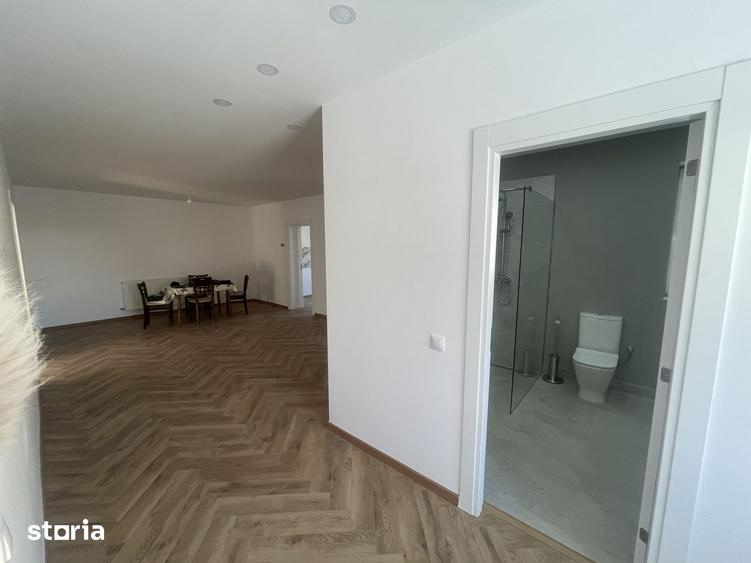 Casă cu 3 camere cu Teren 454 Mp în Calea Poplăcii