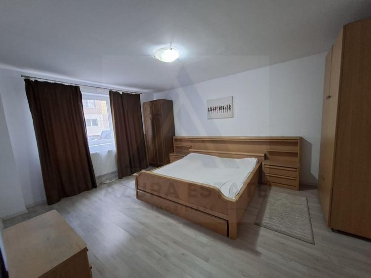 Apartament cu 3 camere semidecomandat, mobilat în Hipodrom 3