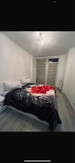 Apartament cu 2 camere decomandat în Exterior Vest