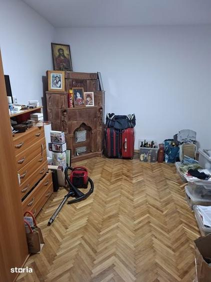 Casă cu 4 camere cu Teren 90 Mp în Central