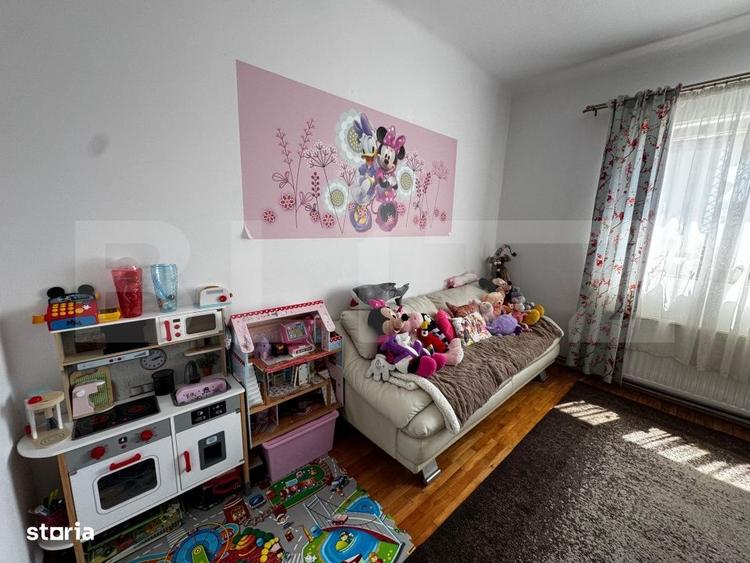 Casă cu 4 camere cu Teren 585 Mp în Teiu