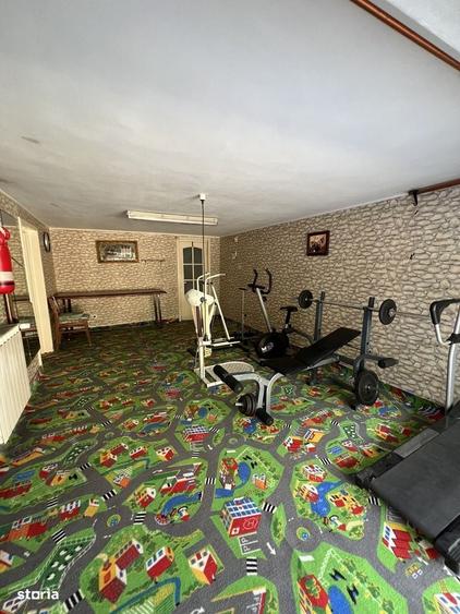 Casă cu 4 camere în Exercițiu