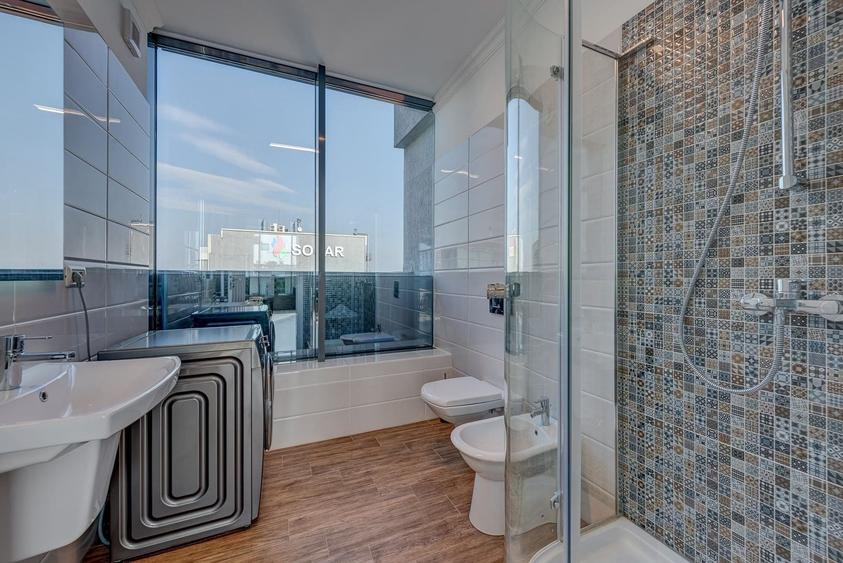 Penthouse cu 3 camere decomandat, mobilat în Herăstrău