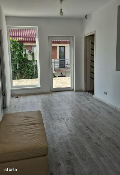 Casă cu 4 camere cu Teren 561 Mp în Central