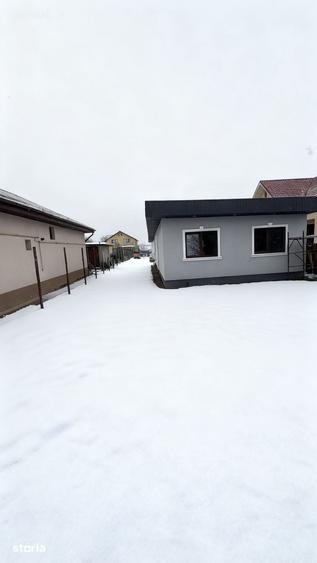 Casă cu 3 camere cu Teren 500 Mp în Letea Veche