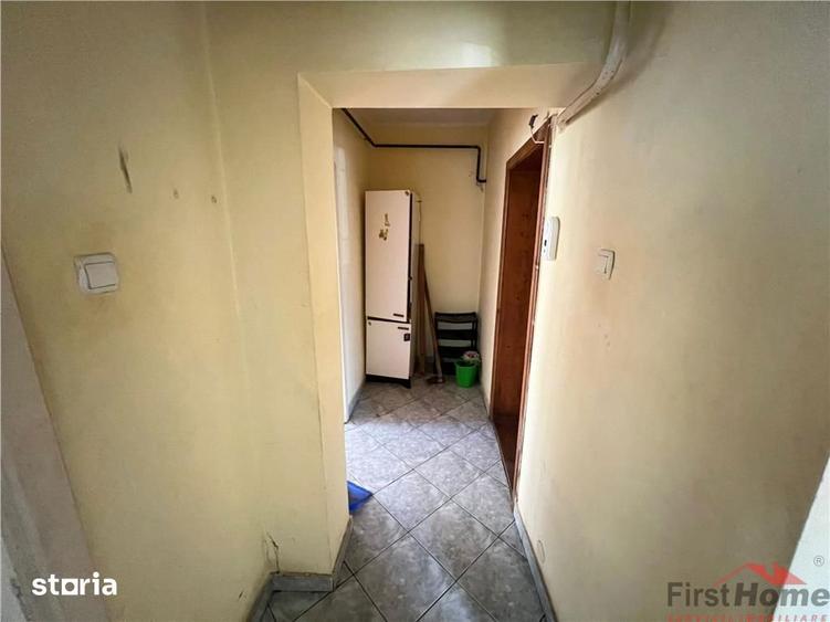 Apartament 3 camere , zona centrala, parter - 12