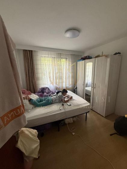 Apartament cu 4 camere decomandat, mobilat în Teiul Doamnei