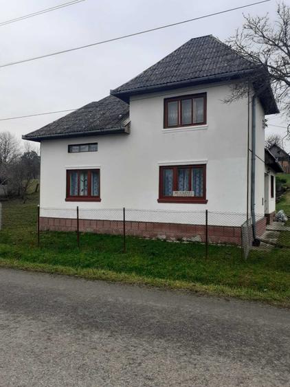 Casă cu 4 camere în Bocicoiu Mare