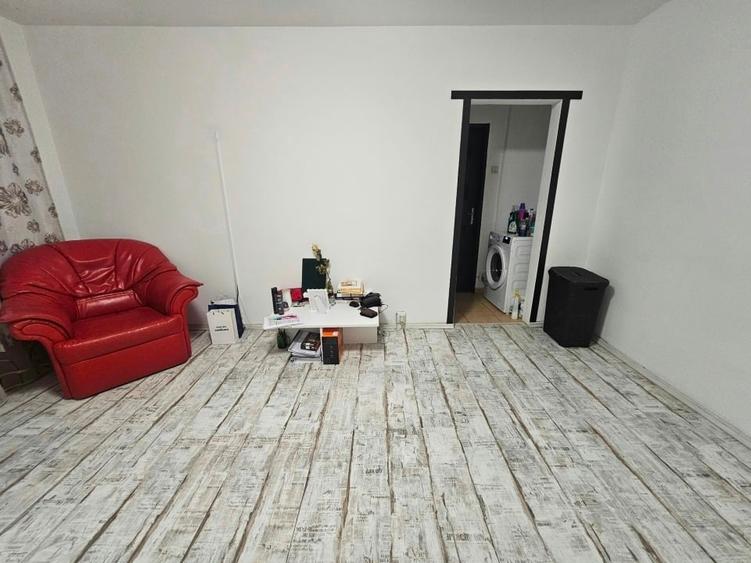 Inchiriez apartament 2 camere - 2