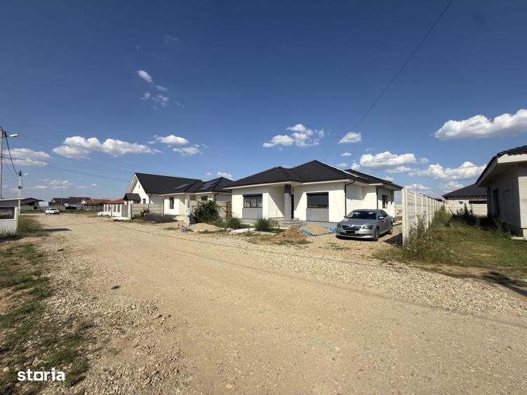 Casă cu 3 camere cu Teren 501 Mp în Sântandrei