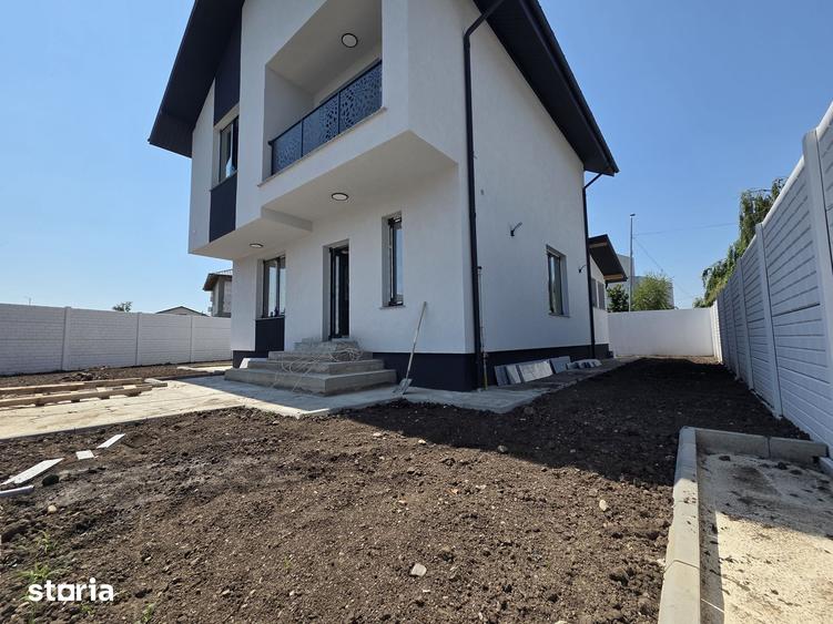 Casă cu 4 camere cu Teren 300 Mp în Cornetu