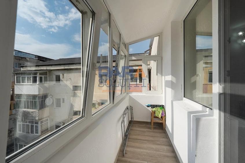 Apartament cu 3 camere decomandat în Sud