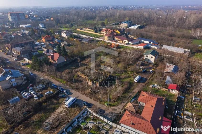 Teren de 3808 mp, în Central