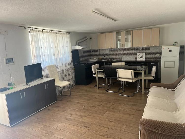 Casă cu Teren 250 Mp în Central
