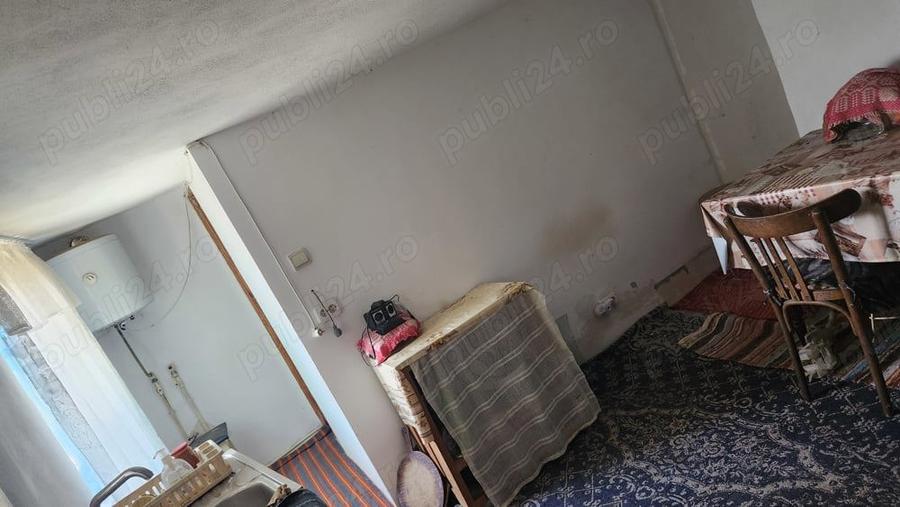 Casă cu 4 camere în Frumoasa