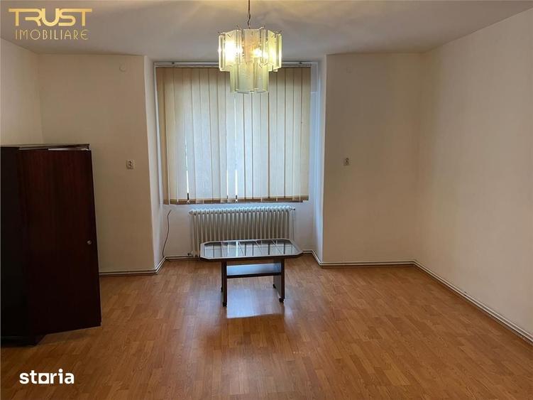 Casă cu 3 camere cu Teren 400 Mp în Gheorgheni