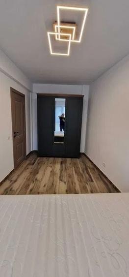 Apartament cu 2 camere semidecomandat, mobilat în Grozăvești