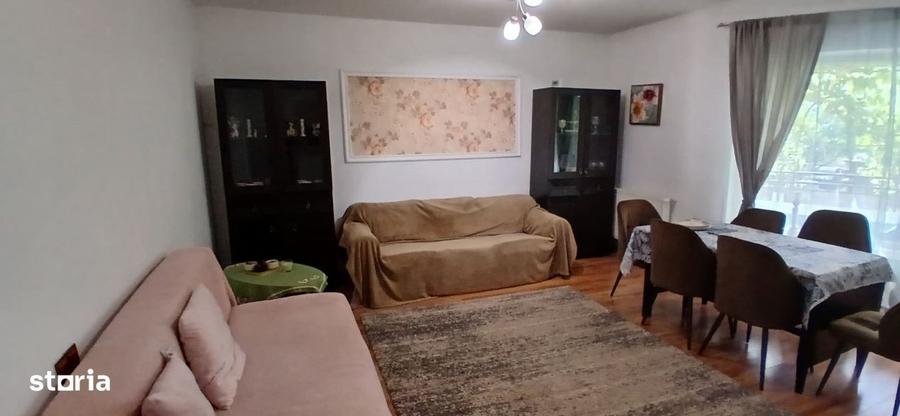 Casă cu 4 camere cu Canalizare în Gruia