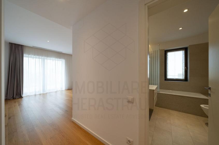Apartament cu 3 camere decomandat în Herăstrău