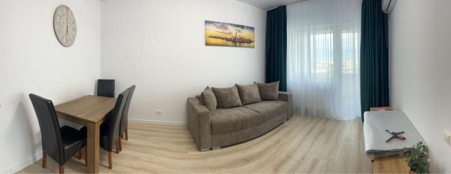 Apartament cu 2 camere decomandat în Roșu