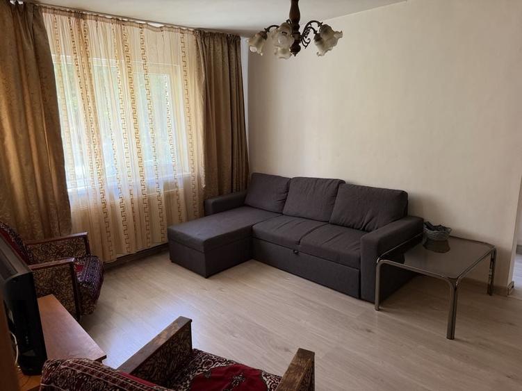 Apartament cu 2 camere în Simeria