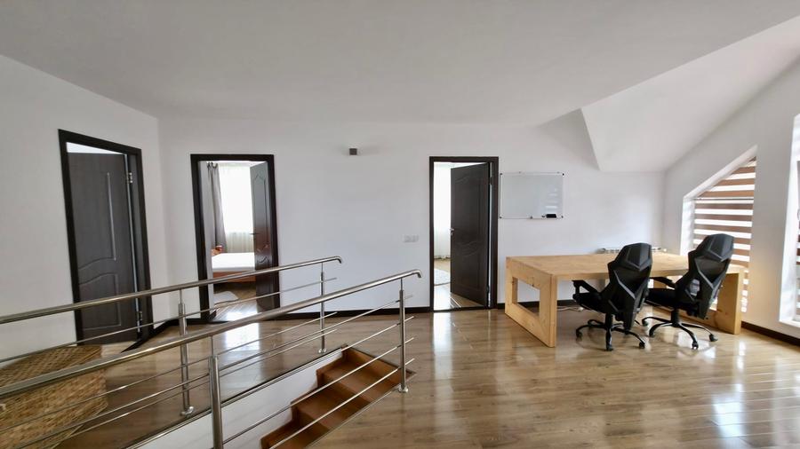Casă individuală cu 5 camere cu Canalizare în Europa