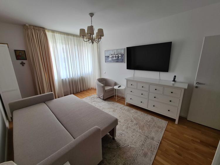 Garsonieră decomandată în Baba Novac