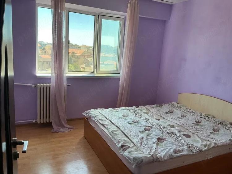 Apartament cu 2 camere decomandat în Casa de Cultură