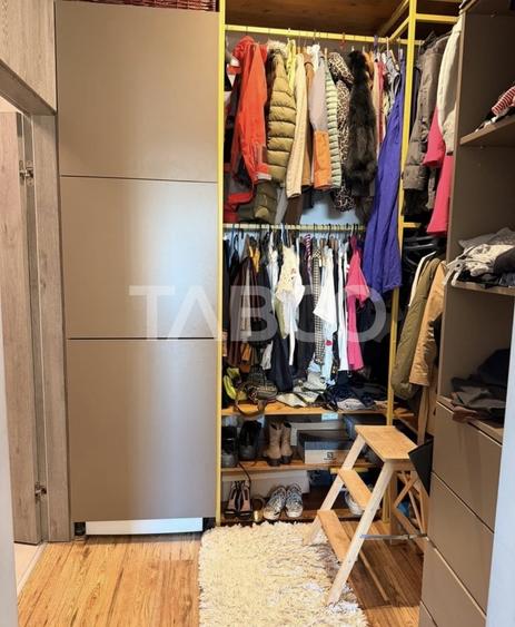 Apartament cu 3 camere semidecomandat, mobilat în Bună Ziua