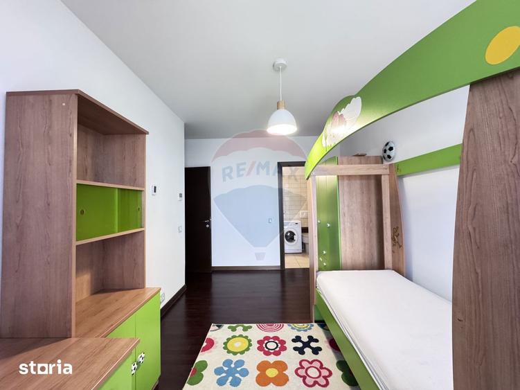 Apartament cu 3 camere, mobilat în Văcăresti