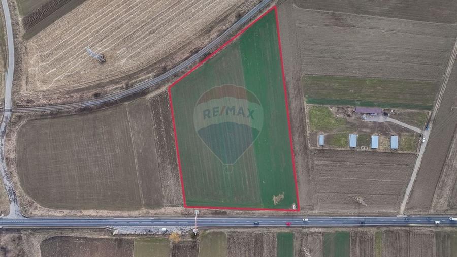 Teren agricol intravilan de 5300 mp, în Prejmer