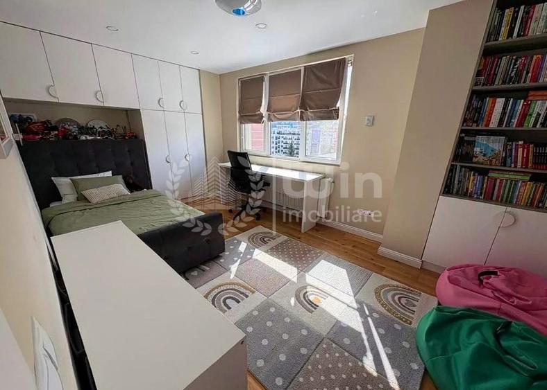 Apartament cu 4 camere decomandat, mobilat în Plopilor