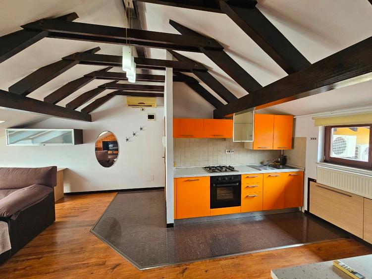 Apartament cu 2 camere circular în Aradului