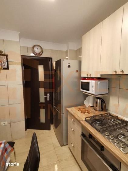 Apartament cu 3 camere în Far