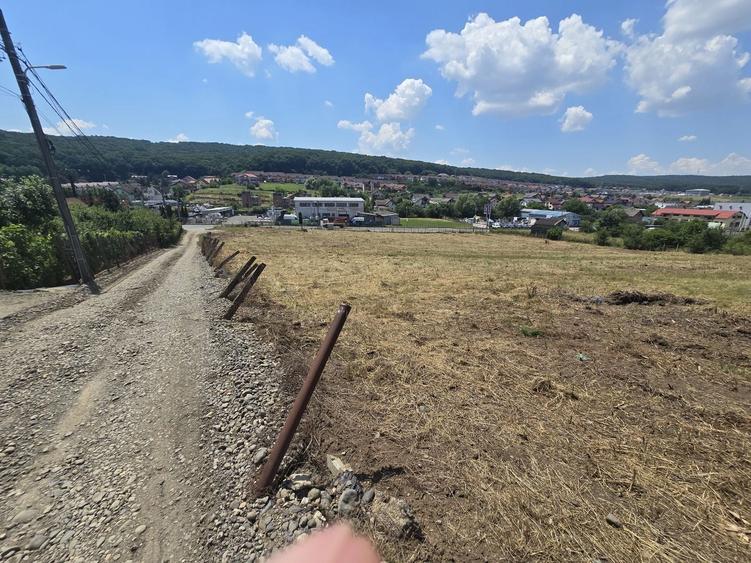 Teren Construcții intravilan de 16476 mp, în Corunca