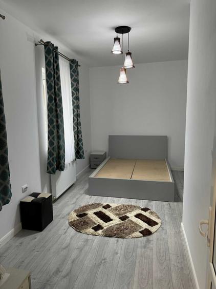 Apartament cu 2 camere semidecomandat în Petru Rareș