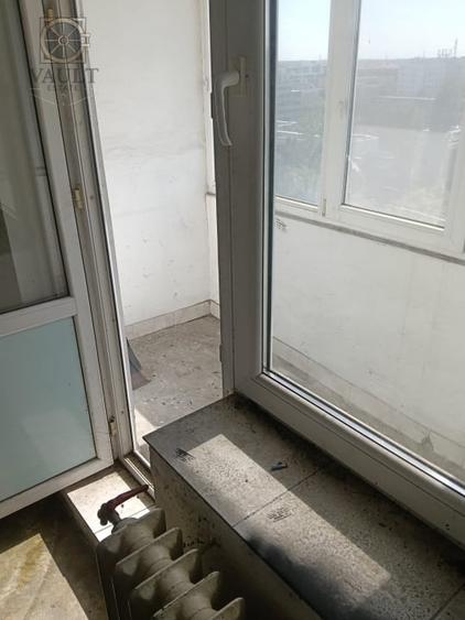 Apartament cu 2 camere semidecomandat în 1 Decembrie 1918