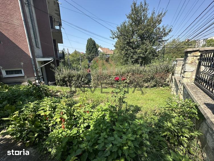 Apartament cu 4 camere decomandat în Gruia