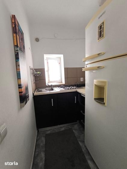 Casă cu 2 camere cu Teren 30 Mp în Piața Unirii