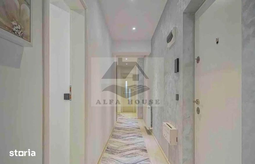 Apartament cu 4 camere în Tractorul