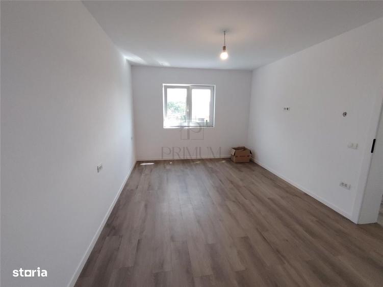 Casă cu 4 camere în Moșnița Nouă