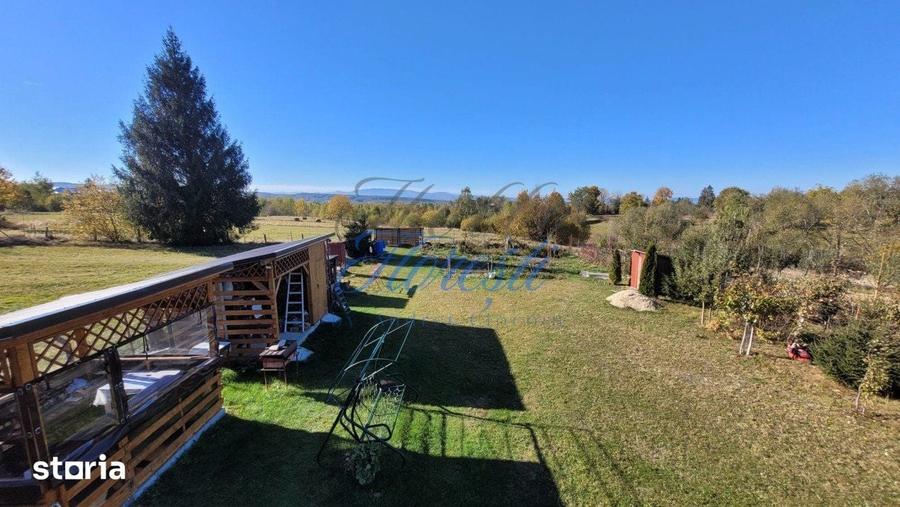 Casă cu 3 camere cu Teren 1664 Mp în Feleacu
