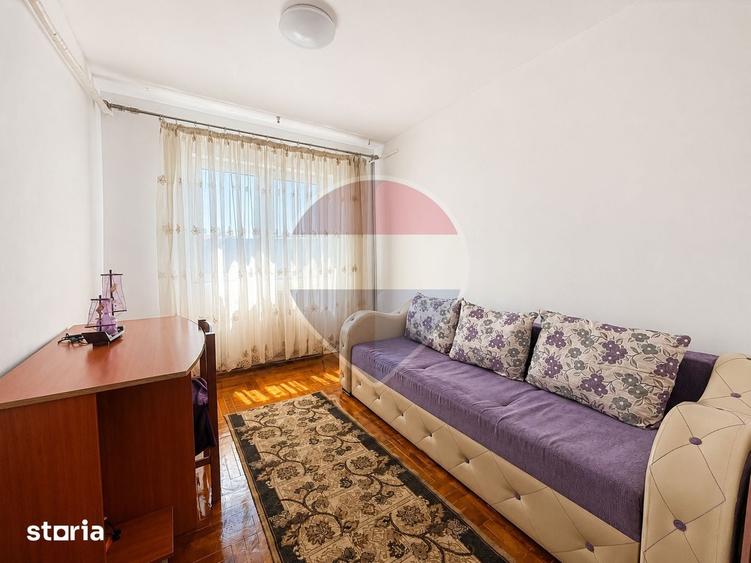 Apartament cu 3 camere în Cornișa