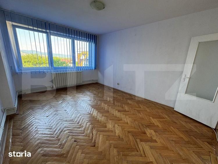 Apartament cu 2 camere decomandat în Gojdu