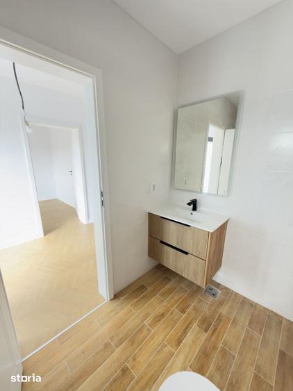 Casă cu 3 camere cu Teren 200 Mp în Central