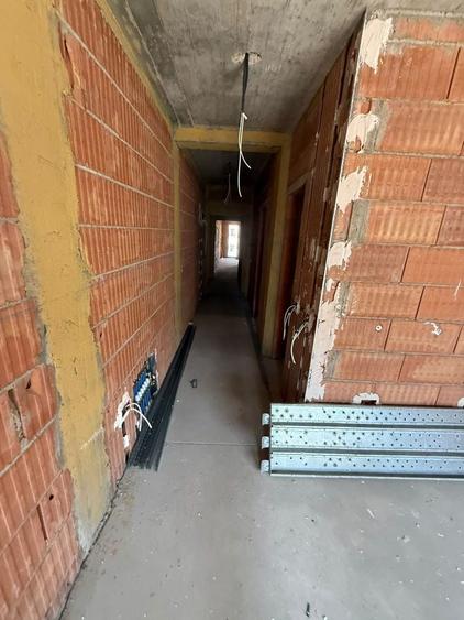 Apartament cu 2 camere semidecomandat în Braytim