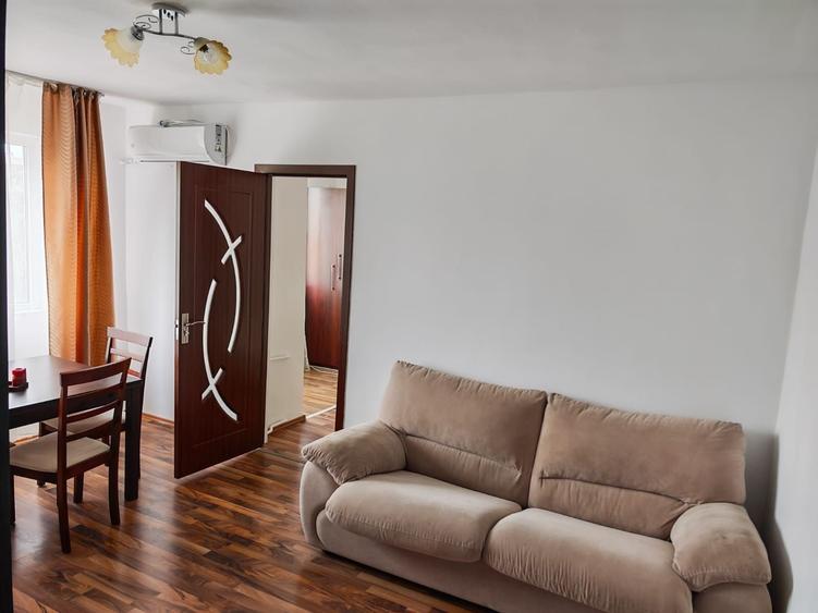 Apartament cu 2 camere semidecomandat în Central