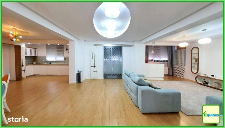 Apartament cu 5 camere în 9 Mai