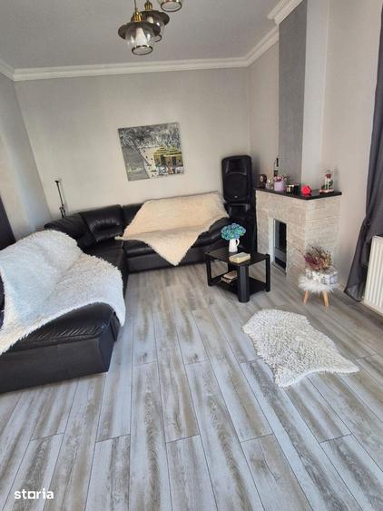 Casă cu 3 camere cu Teren 500 Mp în Vladimirescu