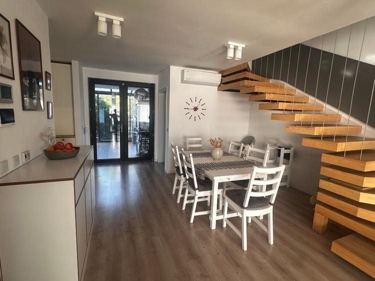 Duplex cu 4 camere cu Canalizare în Tunari